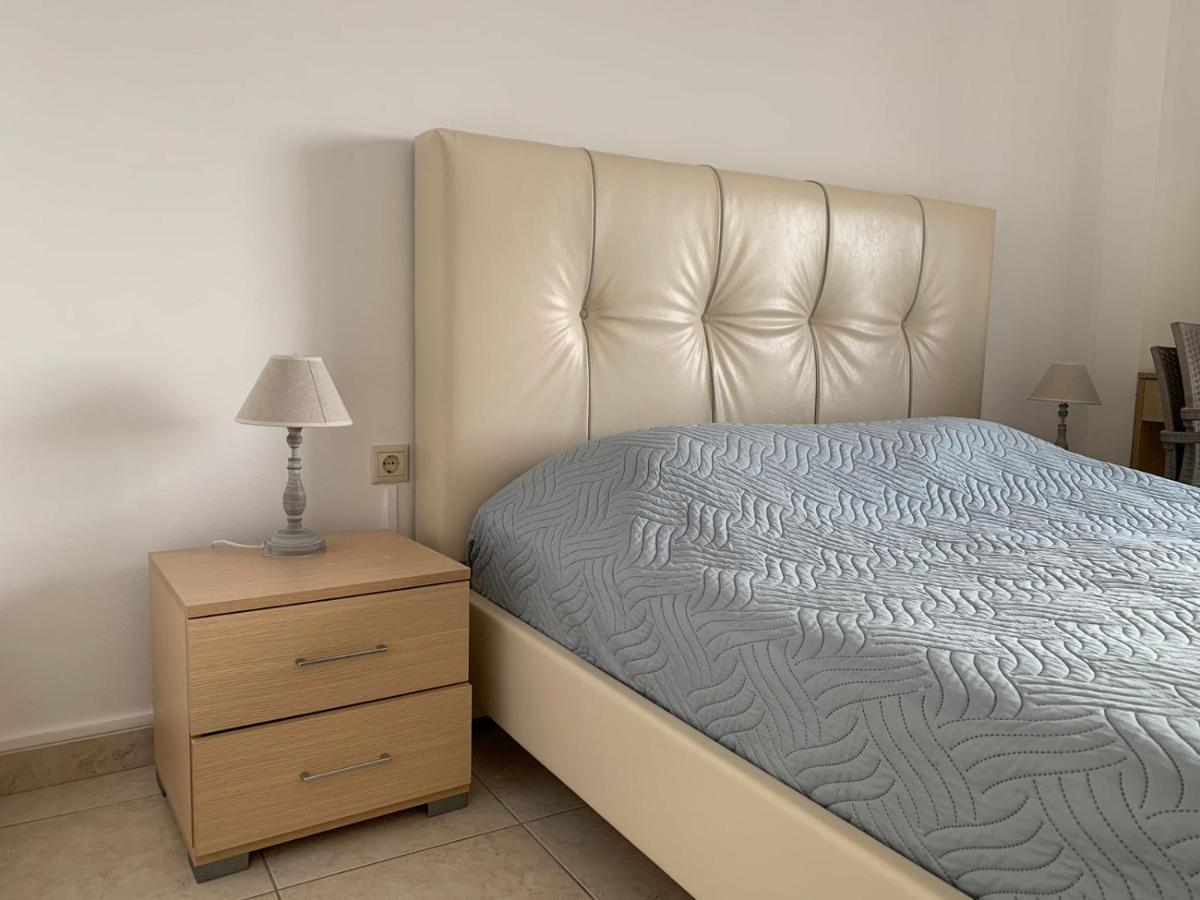 Pelini Apartment Kalamaki  Bagian luar foto
