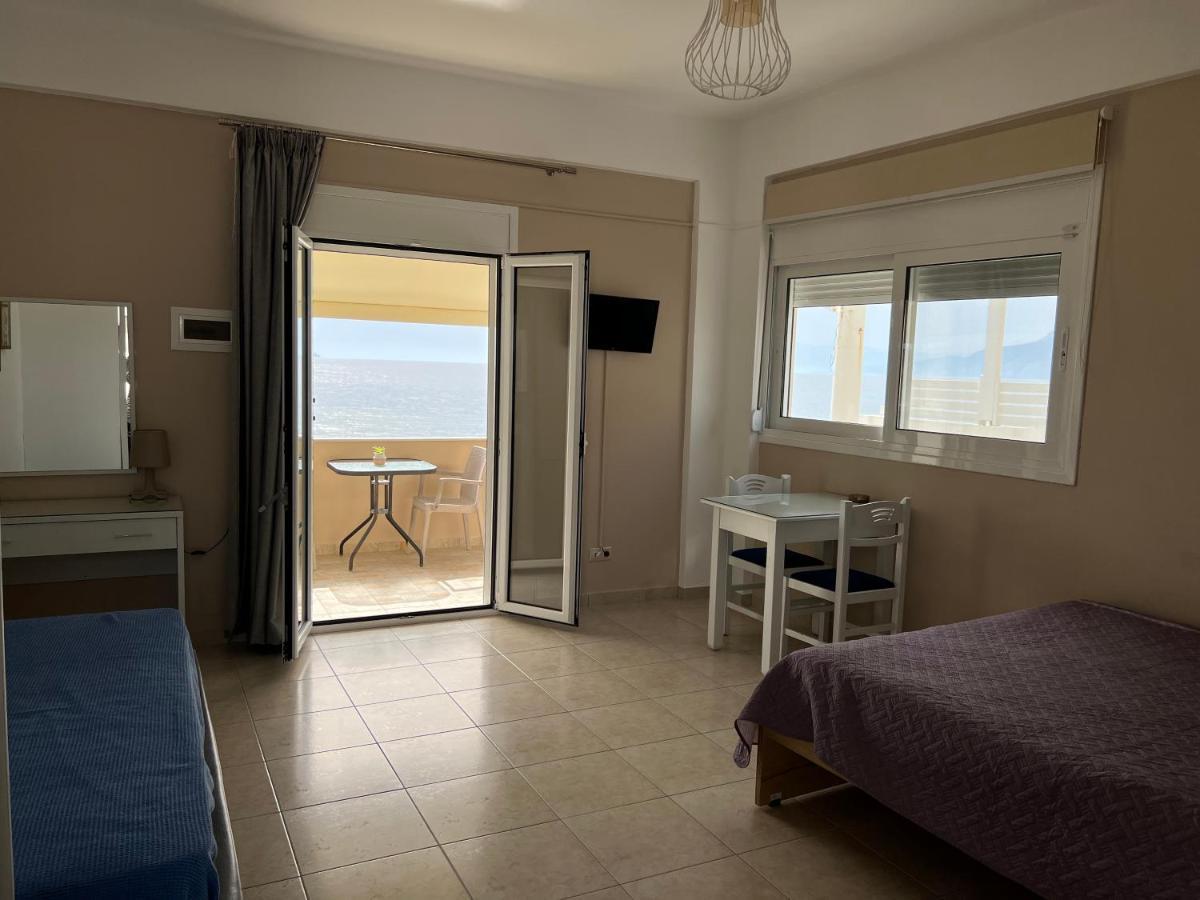 Pelini Apartment Kalamaki  Bagian luar foto